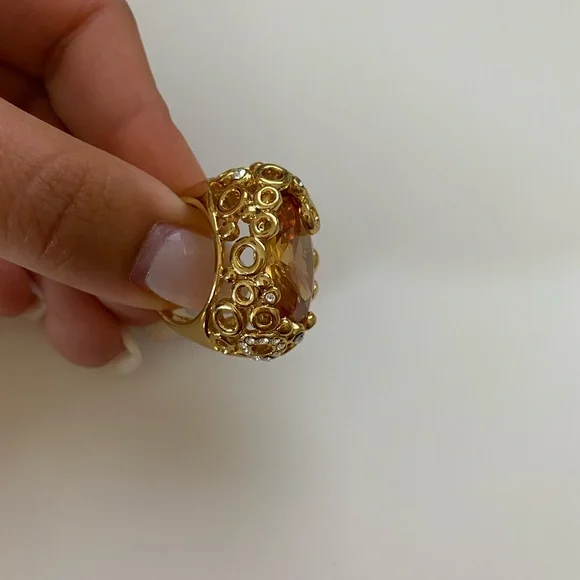 COPY - Rings - Picture 2 of 5